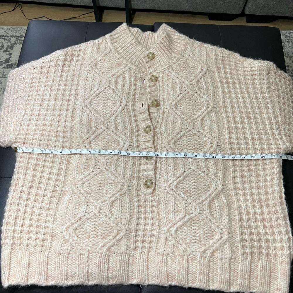 American Eagle Chunky Yarn Sweater